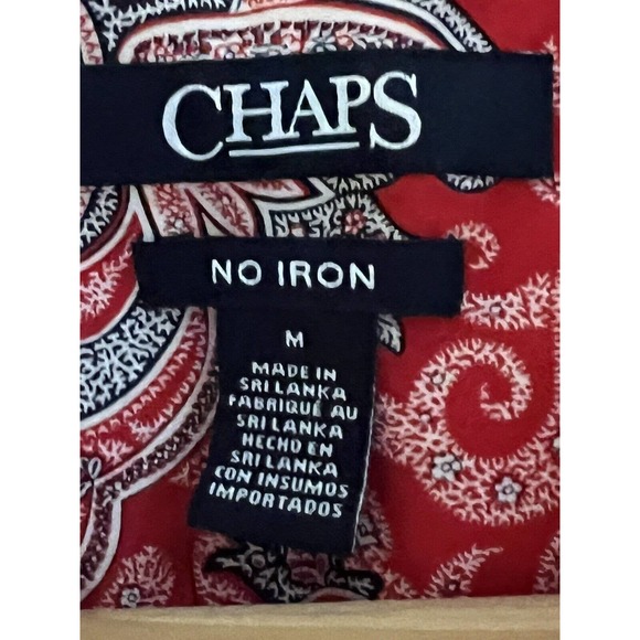 Chaps Womens Size M No Iron Red PAISLEY Button Up Shirt - Picture 4 of 6